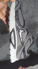 Nike Men's V5 Runners in the color Rusty 