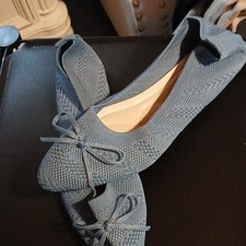 Blue Knit Pointed Toe Ballet Flats with Bow Accent Slip On Women's Size 6