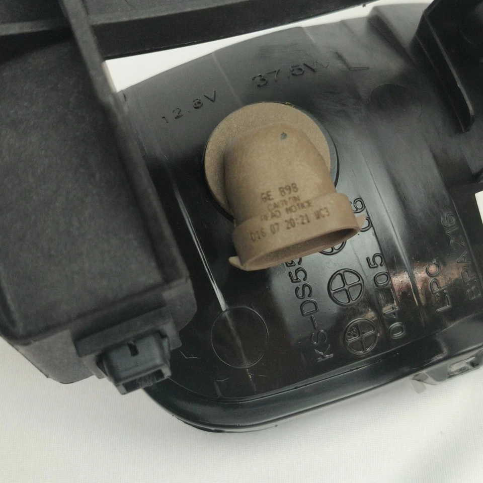 Left Driver Side Fog Lamp Light Assembly NSA1054AL For 1998-1999 Nissan Altima - Image 4 of 4