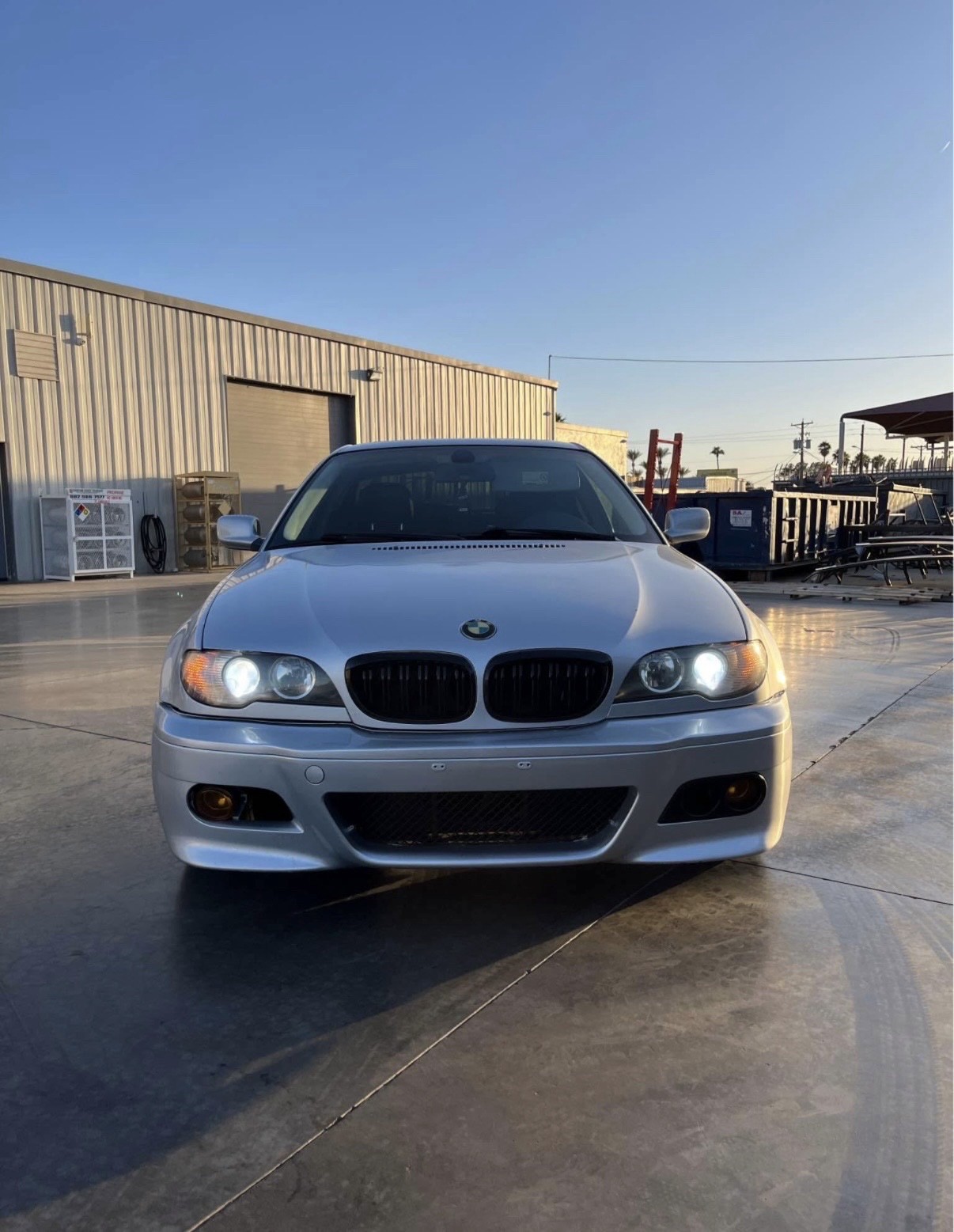 2004 BMW 3-Series CI