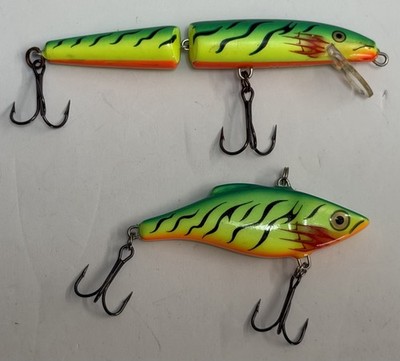 2 Rapala Fire Tiger Lures Rattlin Rap And Jointed Diver Exc Condition 