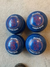 Henselite Tiger Evo Lawn Bowls, Size 3H Stamped 2026in VGC
