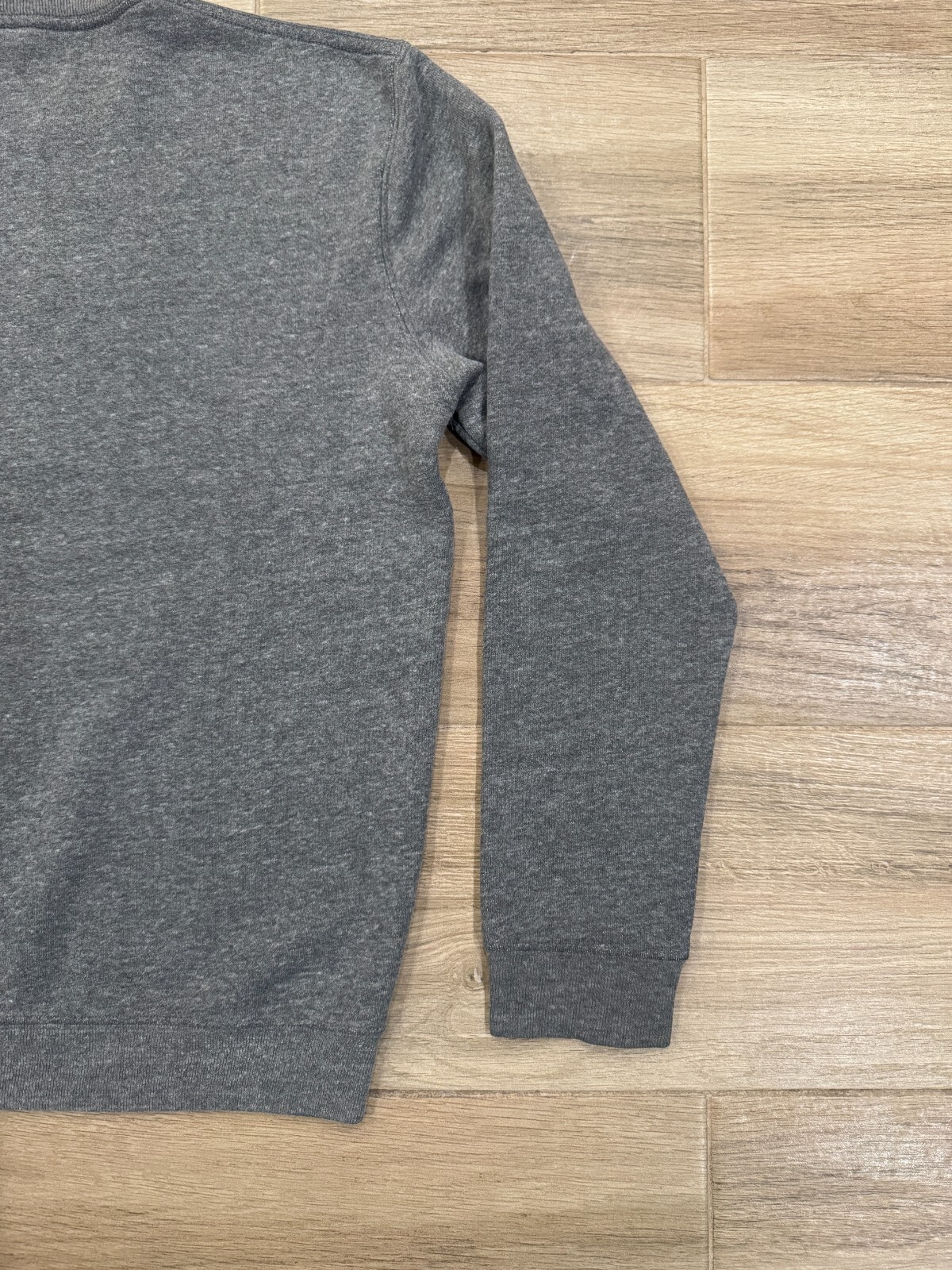 Chubbies Men's Sweatshirt SMALL Gray Pullover Crewneck Soft Sweater USA EUC