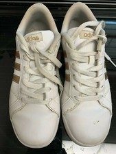 Adidas White/Gold Cloudfoam Advantage Stripe Sneakers size 4.5 Woman shoe A00783