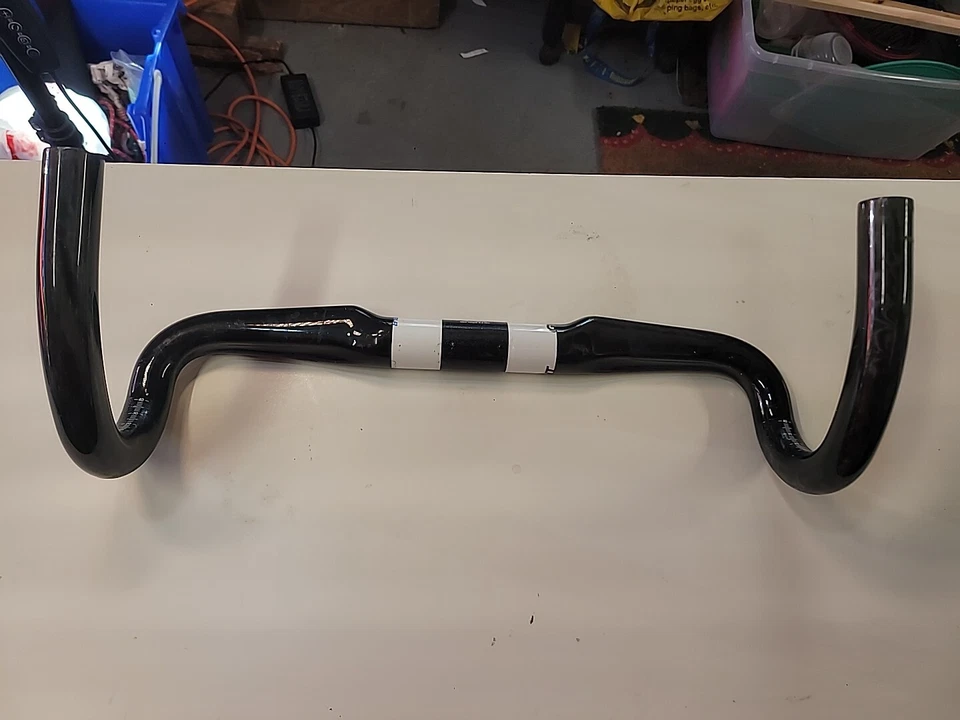 42cm Giant Contact SLR Compact Carbon Fiber Road Handlebar 31.8mm - Image 2 of 4