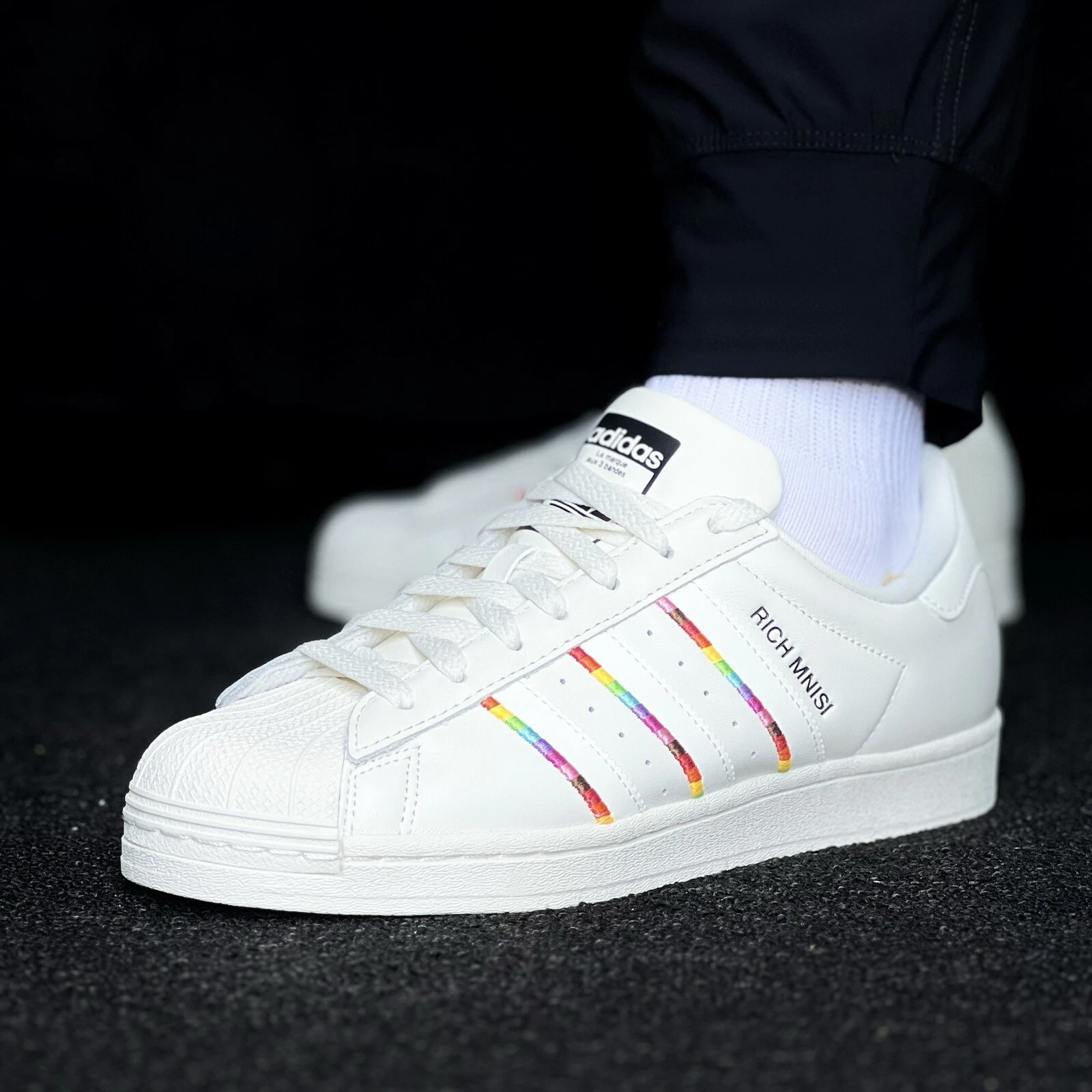 Adidas Superstar Men’s Sneaker Athletic Shoe White Footwear Trainers #493