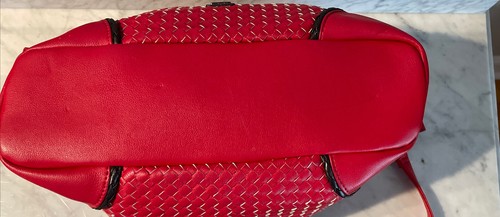 V Couture by Kooba~Vegan Leather~Red~Woven Crossbody Shoulder Tote Bag Purse - Picture 6 of 10