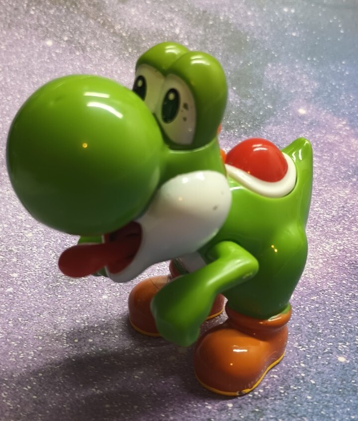 Yoshi Super Mario Bros. Sticks out Tongue Toy Figure 2017