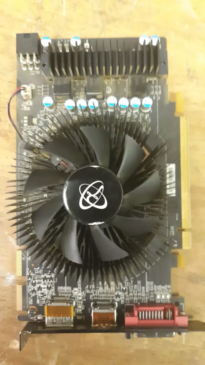 XFX HD 677X ZN AMD Radeon HD 6770 850M 1GB DDR5 Video Graphics Card