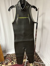Neosport Triathlon Wetsuit NRG series 5:3mm Small Gray Sleeveless NEW