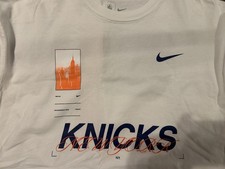 BNWOT Nike NBA New York Knicks CITY large  Loose Fit White T Shirt