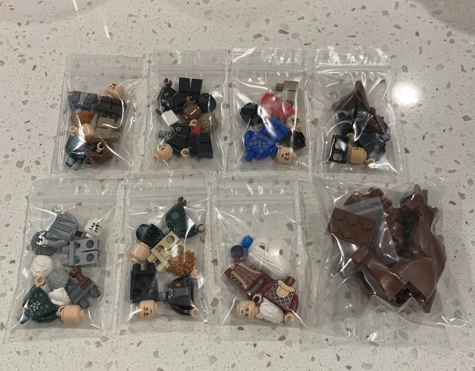 LEGO Harry Potter Hogwarts Castle: The Main Tower Minifigures Only (76454) - Image 2 of 3