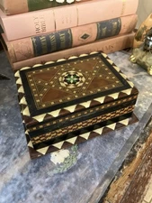 Vintage Spanish inlaid wood marquetry trinket box Jewelry Boho MCM 70’s Retro