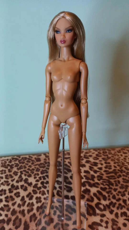 Fashion Royalty NU FACE COLETTE Style Lab CONVENTION Stilettos Out NUDE DOLL - Image 2 of 4