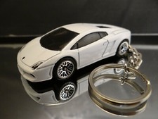 White Lamborghini Gallardo LP 560-4 Key Chain Ring