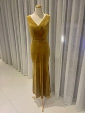 womens Vneck gold velvet sleevless gown