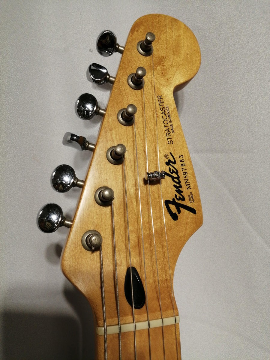 Fender Mexico Squier Series Stratocaster Electric Guitar Fender Mexico Squier Series Stratocaster Electric Guitar
