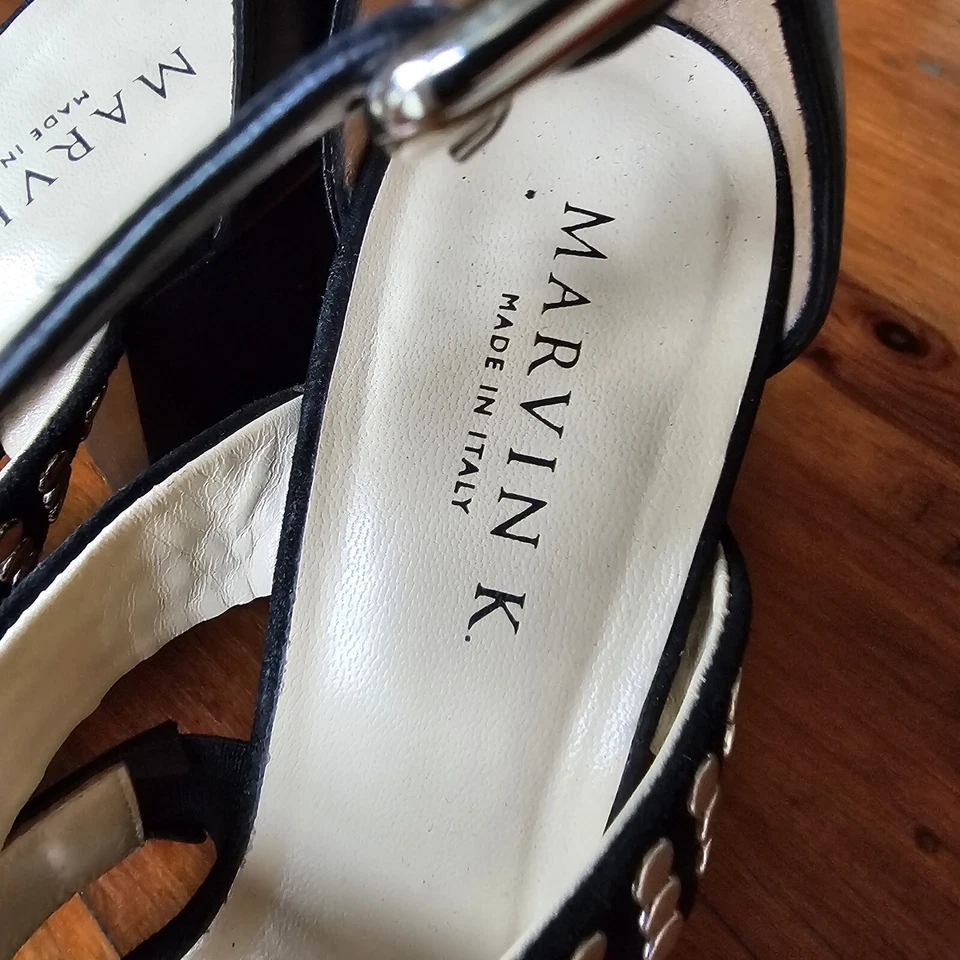 Sandalias de tacón Marvin K para mujer de cuero negro con tachuelas de diseñador talla 8 Foto 4 de 4