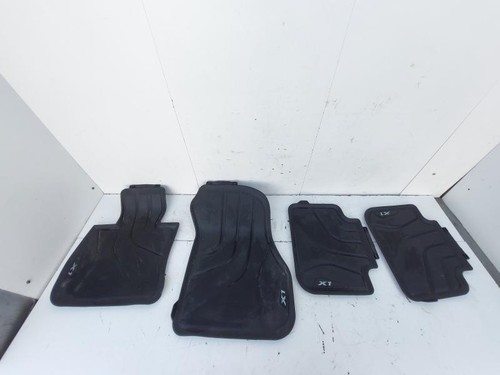 51472365853 SET TAPPETINI IN GOMMA BMW X1 (F48) xDrive20d Msport 2.0 D 16V AUT 1 - Foto 1 di 3