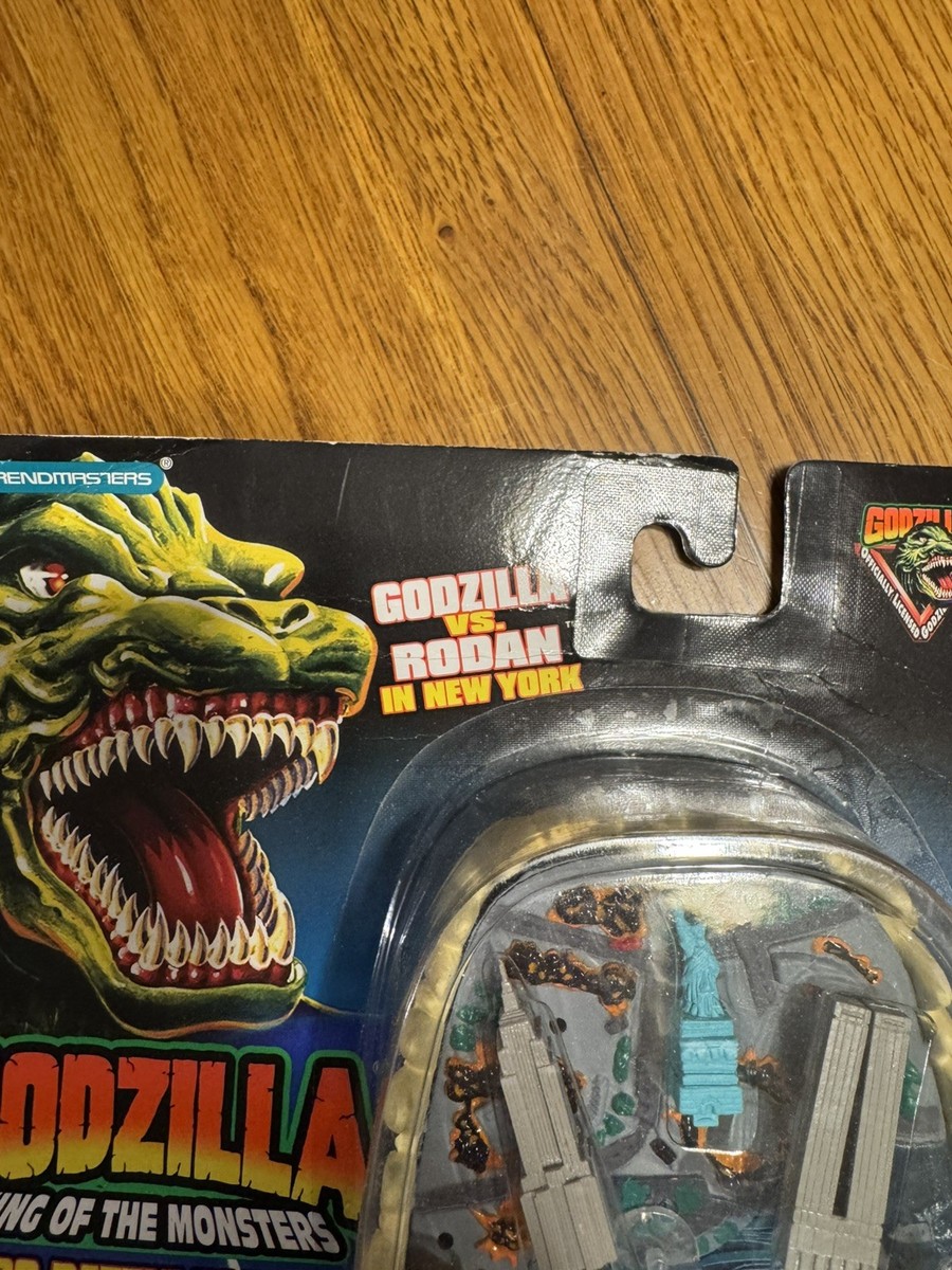 Trendmasters Godzilla Micro Battle Playset Godzilla vs Rodan New