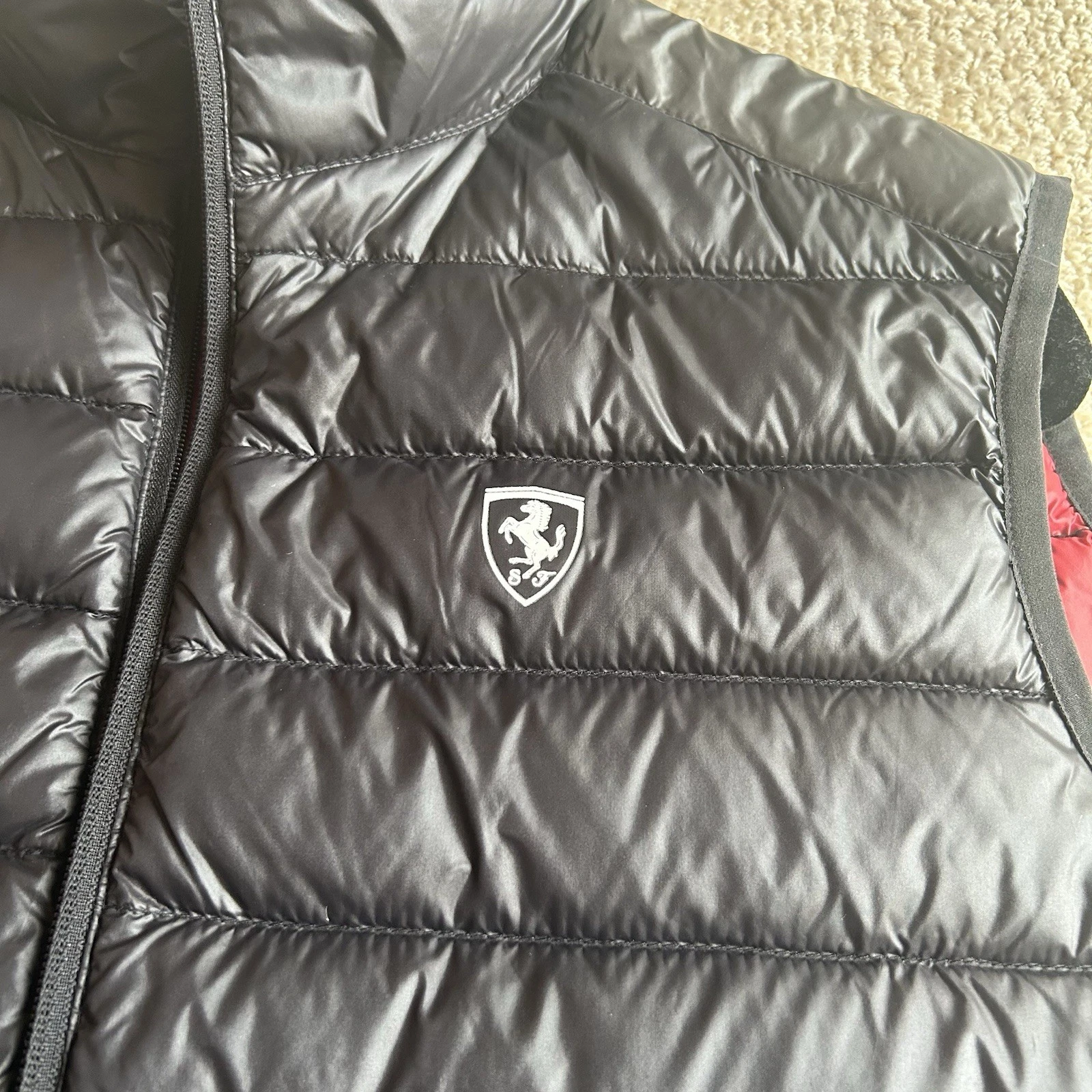 Official Scuderia Ferrari Black Red Down Jacket Vest Men’s Size S image 5