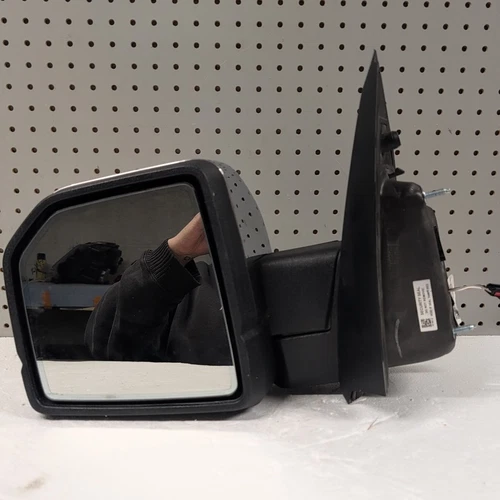 15-18 OEM Ford F150 Platinum Driver Left Mirror Chrome Blind Spot Camera (9012)