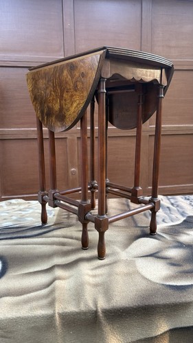 A+ Baker Furniture Co Vintage Gate Leg Drop Leaf Side Table Burled Walnut Wood