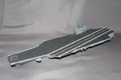 CM US FLUGZEUGTRÄGER CVN-73 'USS GEORGE WASHINGTON' 1/1250 MODELLSCHIFF