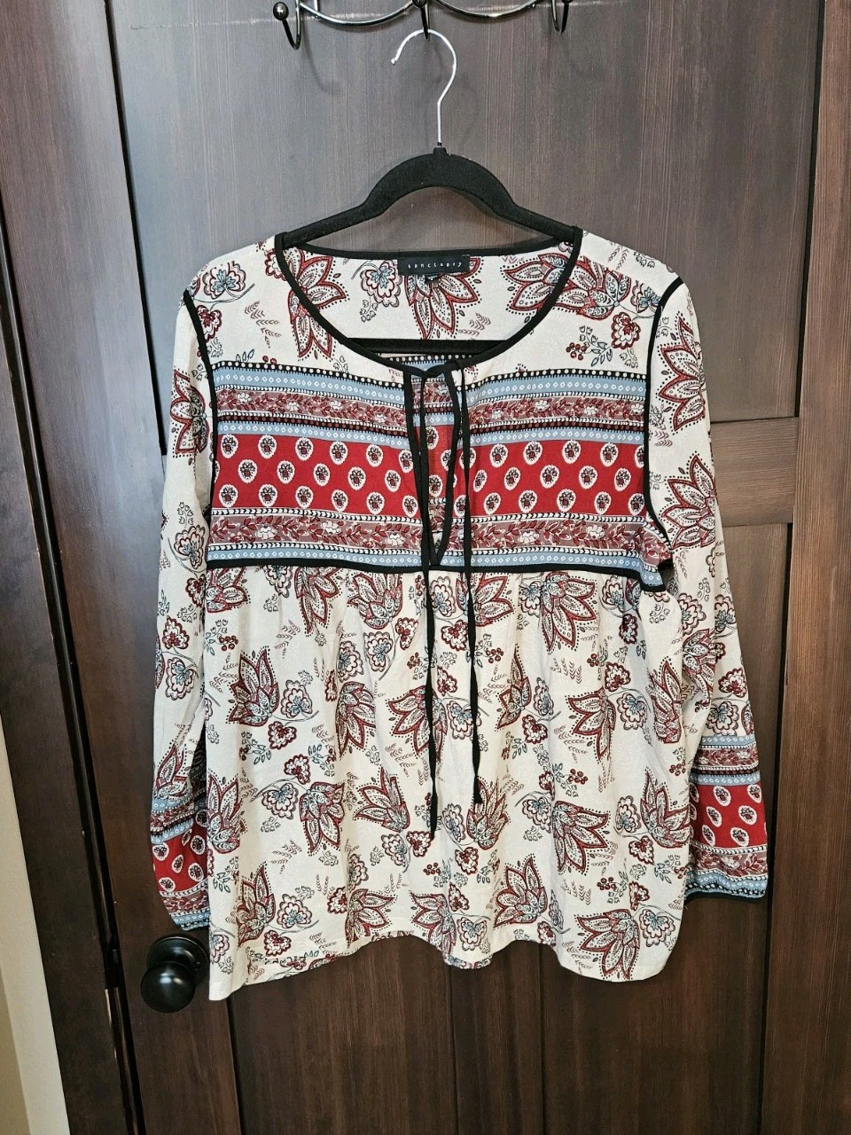 EUC Women's Beige Floral Paisley Boho Peasant LS Tunic Top Blouse Size Small