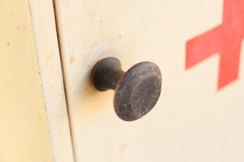 Vintage Furniture Cupboard Wood Medical Box First Aid Chest Storage Shelf 1940s - Image 4 of 4