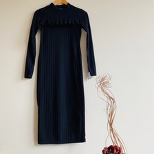 Size U.K. 8 Black ribbed long fitted dress 🖤 Brand new with tags 🏷