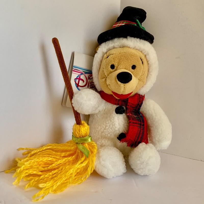Winnie the Pooh Snowman - Mini Bean Bag Plush 8" -  the Disney Store -New w/ Tag