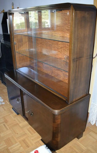 Schöne Vitrine furniert, Bauhaus Design, Nussbaum dunkel, tolles Möbel! - Bild 3 von 4