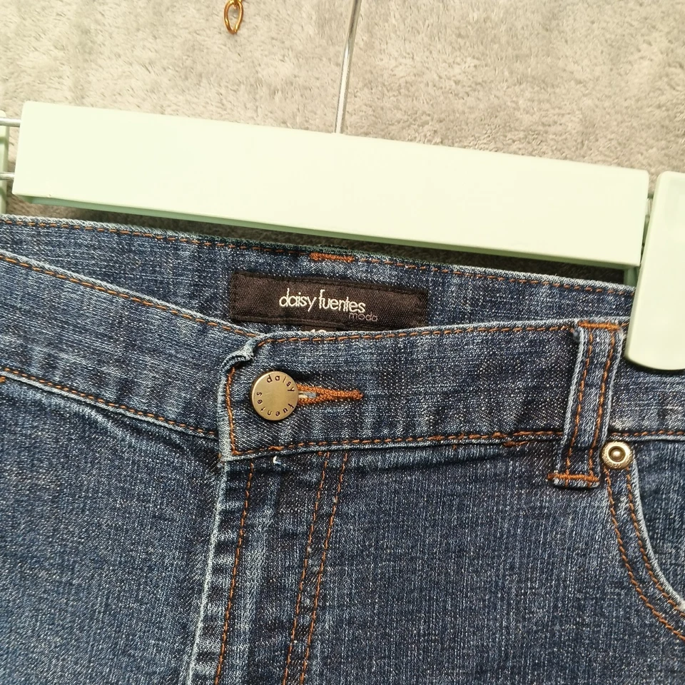 DAISY FUENTES Moda Women Jeans W34 L32 Mid Rise Bootcut Leg Blue - Image 4 of 4