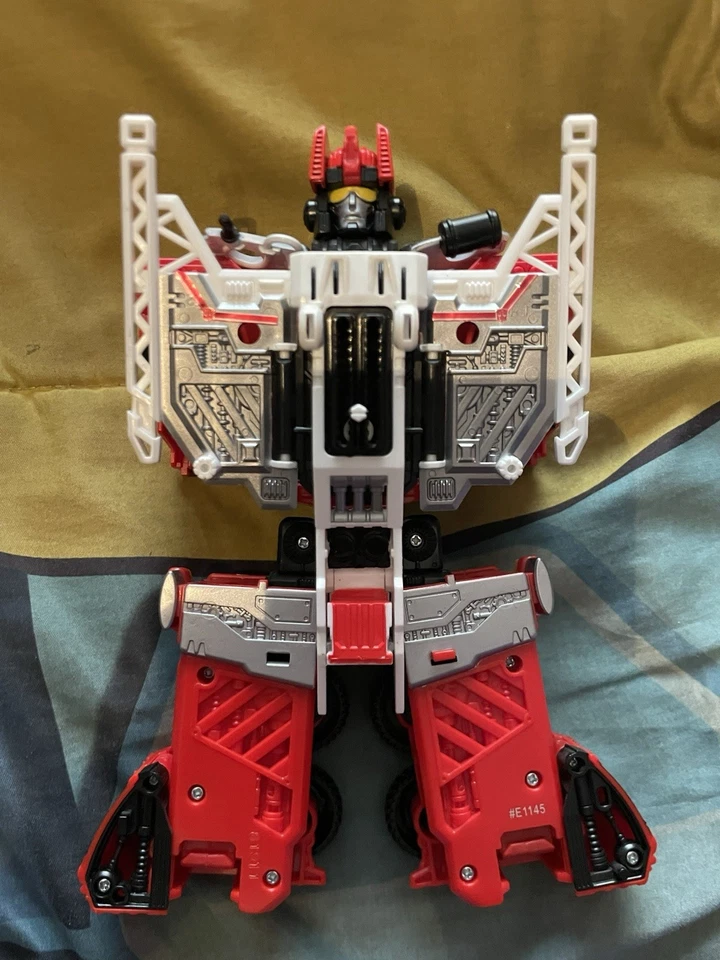 Inferno Voyager Class Transformers Generations Power of the Primes Action Figure - Image 3 of 4