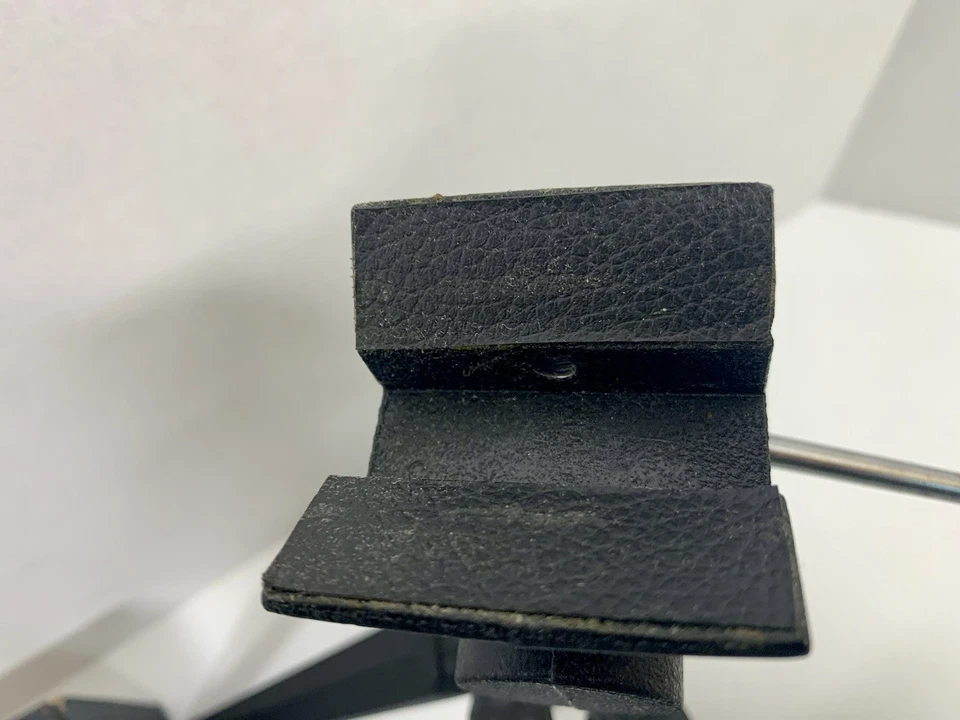 Bushnell Telescope Tripod 78-3003 - Image 3 of 4