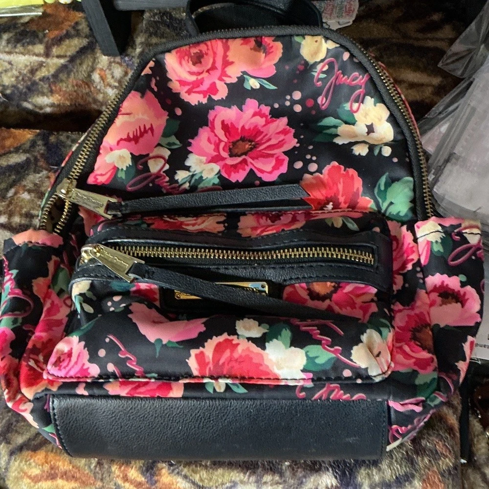 Juicy couture Womans Backpack Back Pack bag floral roses flowers red black BNWT NWT JUICY COUTURE Black Multi Rose Rosie Floral Pink MINI  main image 4