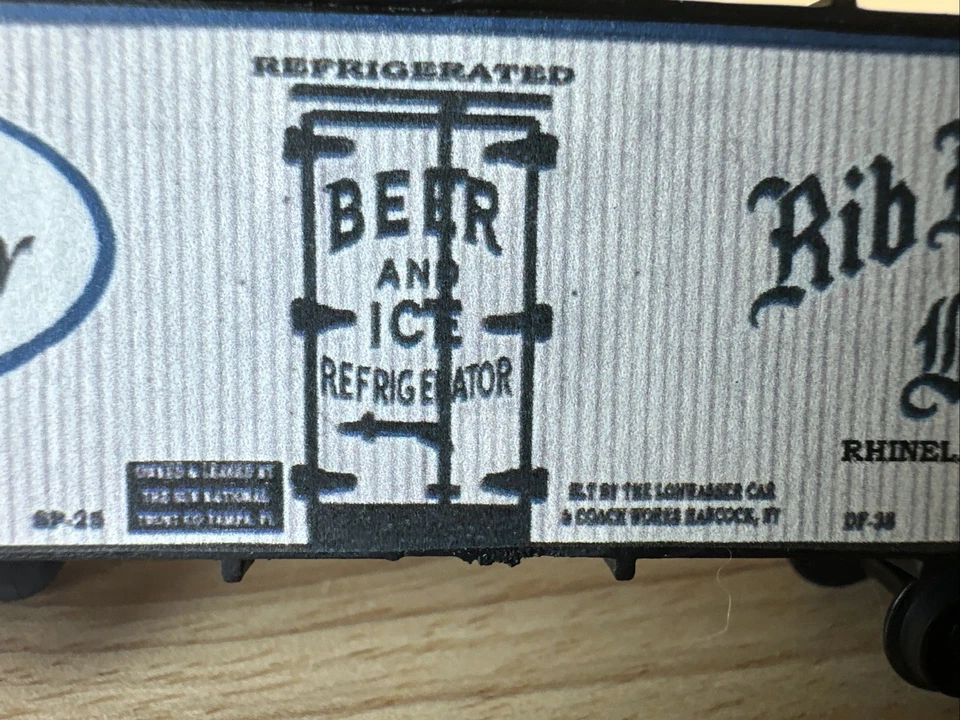CUSTOM LETTERING HO SCALE BILLBOARD BEER REEFER RHINELANDER WISC RIB MT. LAGER - Image 3 of 4