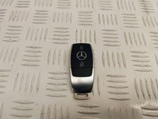 Mercedes-Benz A W177 AMG 2019 Zündschlüssel Schlüsselkarte UVY61050 Mercedes-Benz A W177 AMG 2019 Zündschlüssel Schlüsselkarte UVY61050