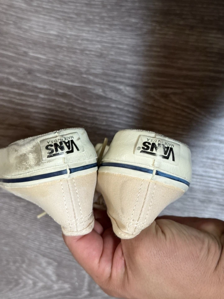 Vintage 70s 80s Vans Rare Made In USA Small Size 6 White - Image 4 of 4