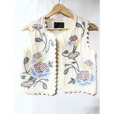 Zara Kids Girls Floral Embroidered Quilted Vest Scalloped Trim Cream 12-13 Years