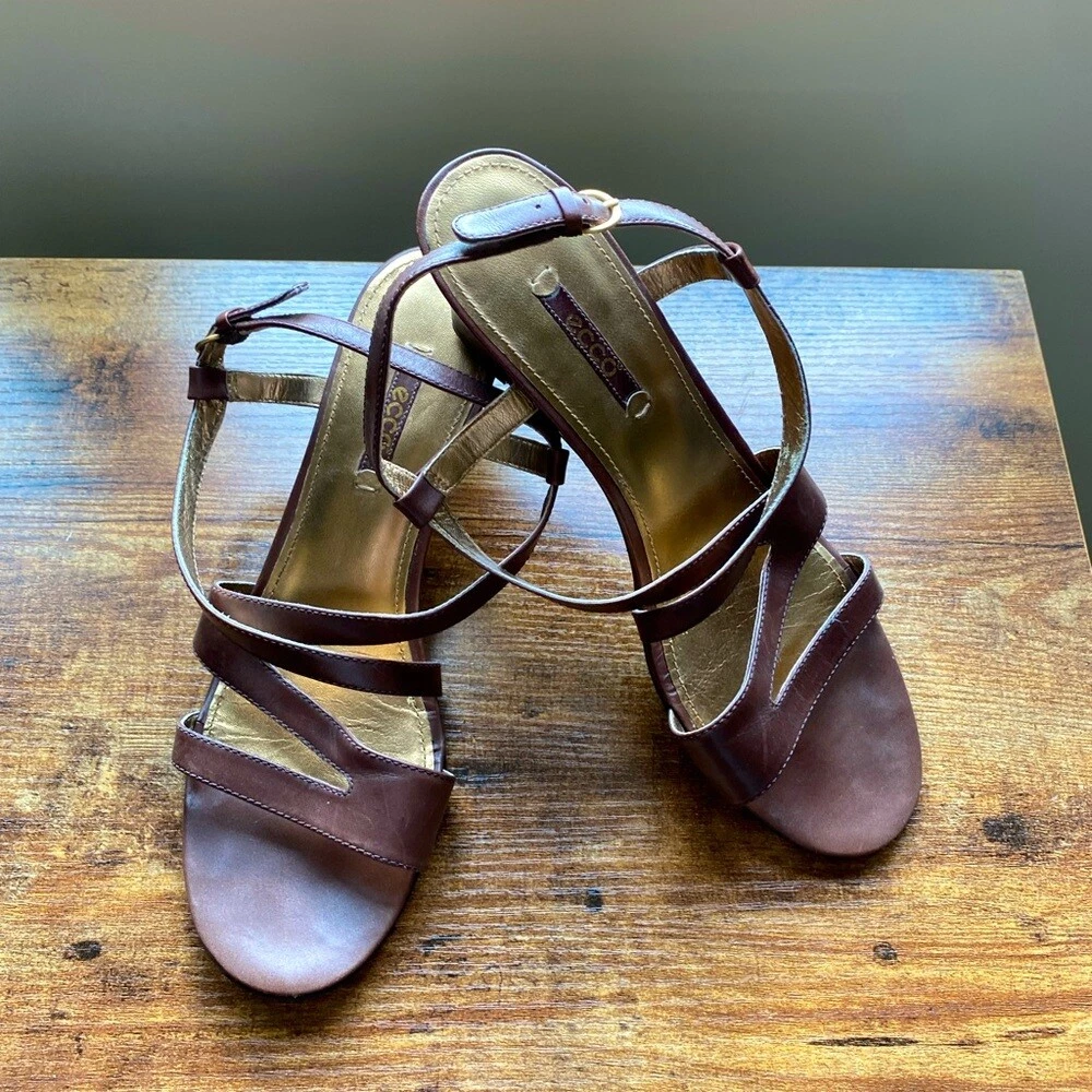Sandali donna ECCO in pelle marrone con zeppa e slingback taglia EU40 US10 comodi