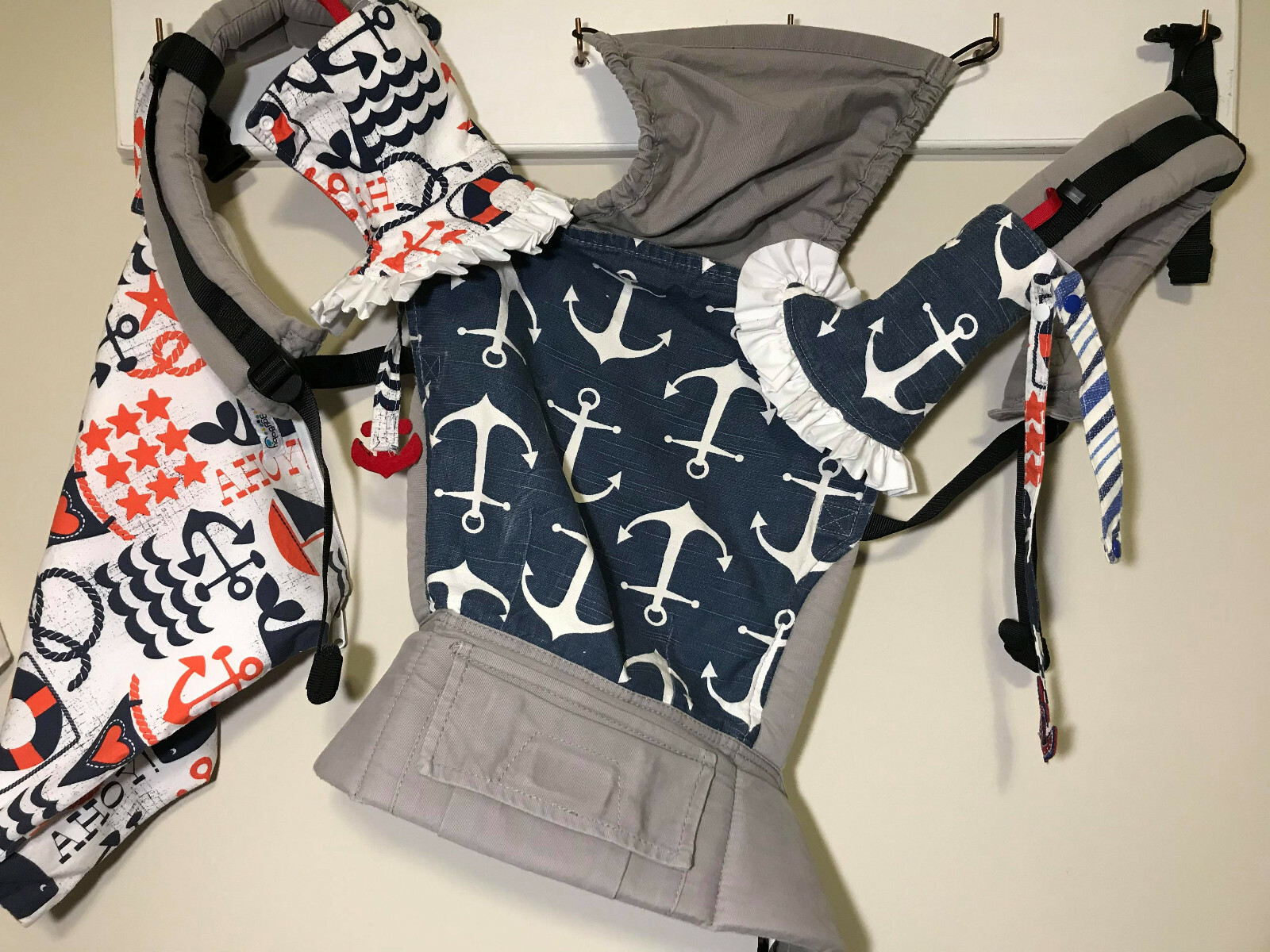 Standard Anchors Tula with Matching Wet bag, Drool Pads, and Reach Straps 