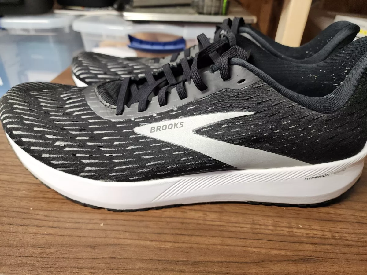 Brooks shoes store size 15