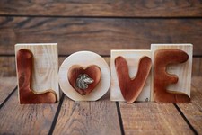 Dachshund type 4 - wooden inscription "LOVE" with a dog, Art Dog USA