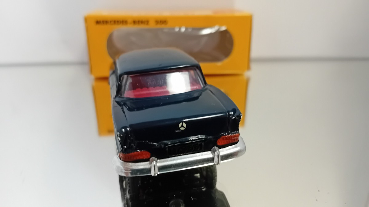 Metosul No 9 Mercedes Benz 200 Black 1:43 Made in Portugal
