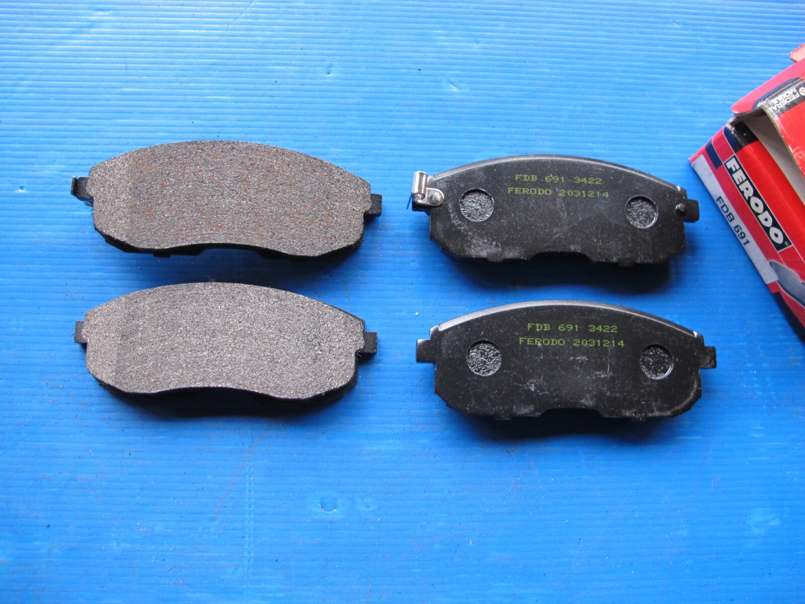 Plaquettes de freins avant Ferodo silencieuses anti-vibrations pour Nissan Maxima