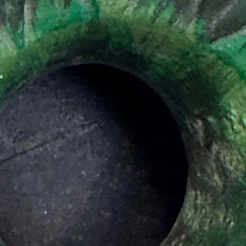 Jarrón vintage de metal piña estilo mayólica esmaltado mediados de siglo decoración raro Foto 3 de 4