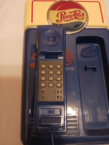 1995 Pepsi-Cola Vending Machine Replica Telephone Phone - Picture 2 of 3