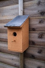Wooden Bird Box Real Slate Roof Waterproof Nesting House 25mm for Blue Tits